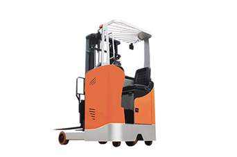 Seated type electric reach truck 1200/1500 Kg